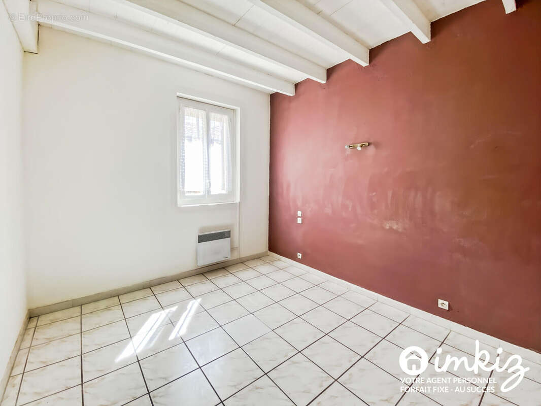 Maison de ville Aigues-Mortes - 3 chambres, garage - photo 6