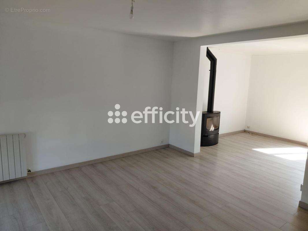 Maison 186 m² à Iffendic  - photo 25
