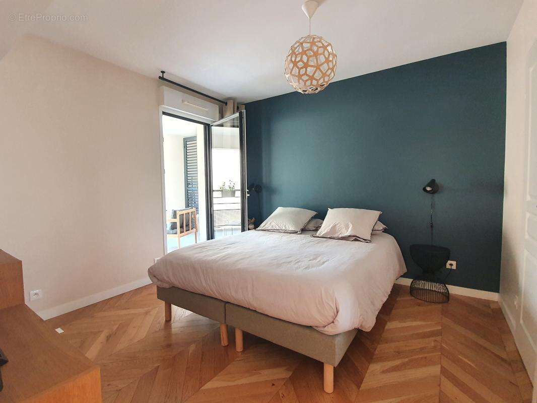 Appartement à MARSEILLE-6E