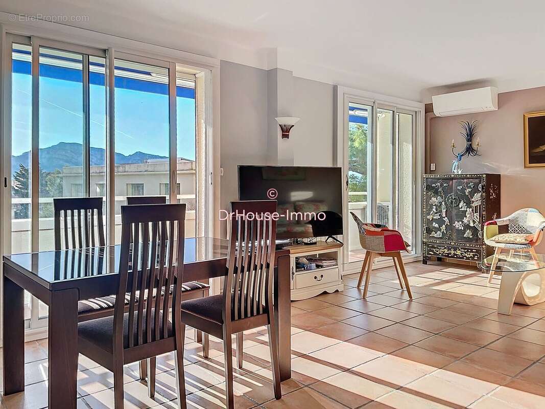 Appartement à MARSEILLE-8E