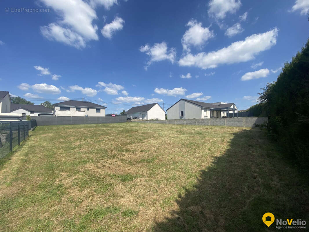 Terrain à BEHREN-LES-FORBACH