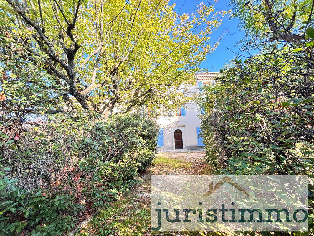 Maison à BEAUMES-DE-VENISE