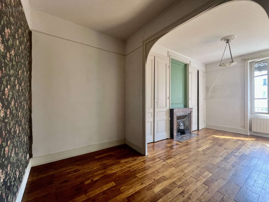 Appartement à LYON-6E