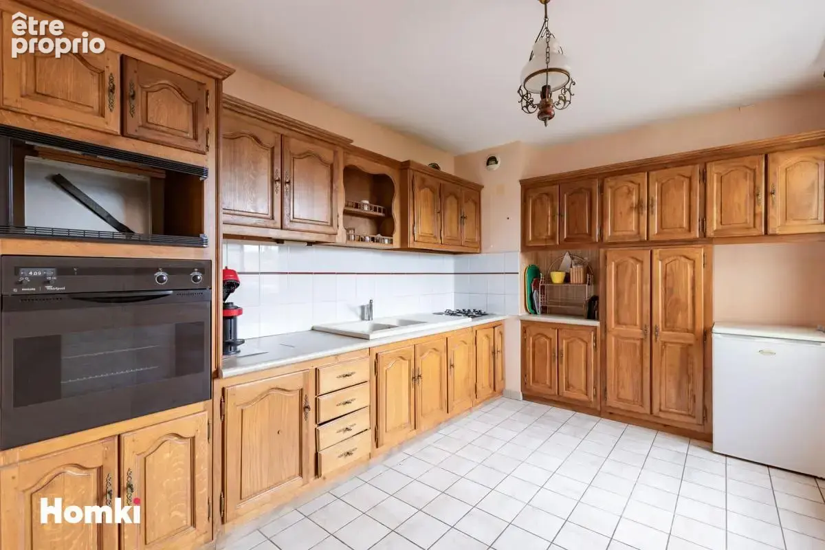 Appartement T3 de 76 m² à Toulouse 31000, Rue Matabiau - photo 5