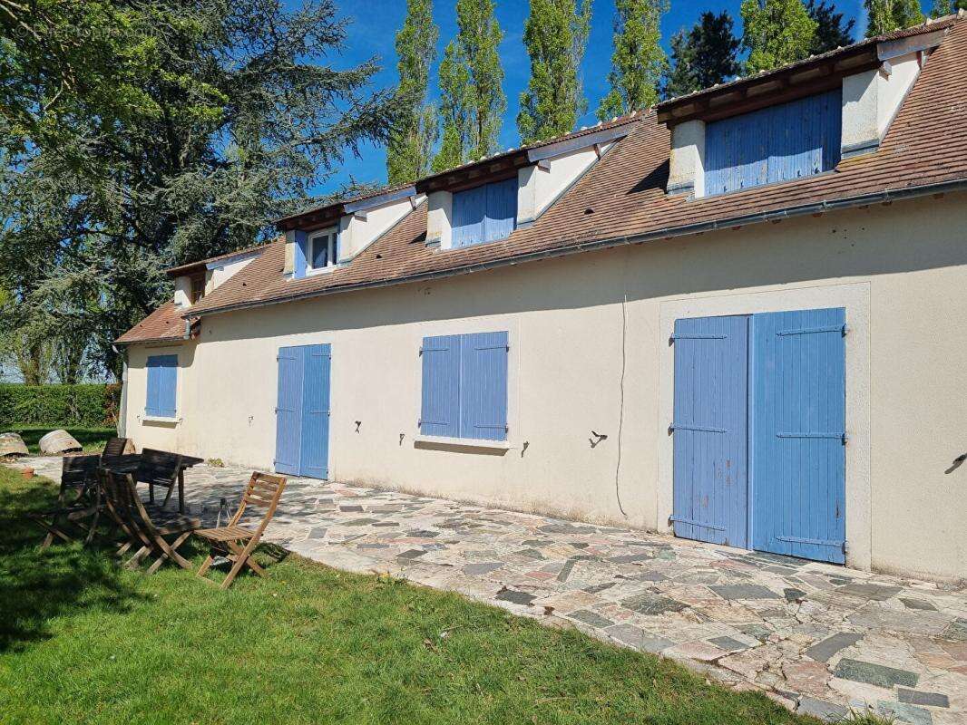 Maison à VILLIERS-SAINT-GEORGES
