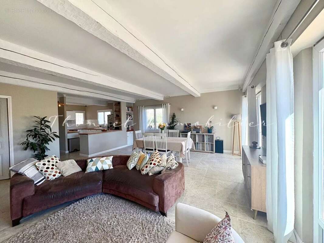 Appartement à GRIMAUD