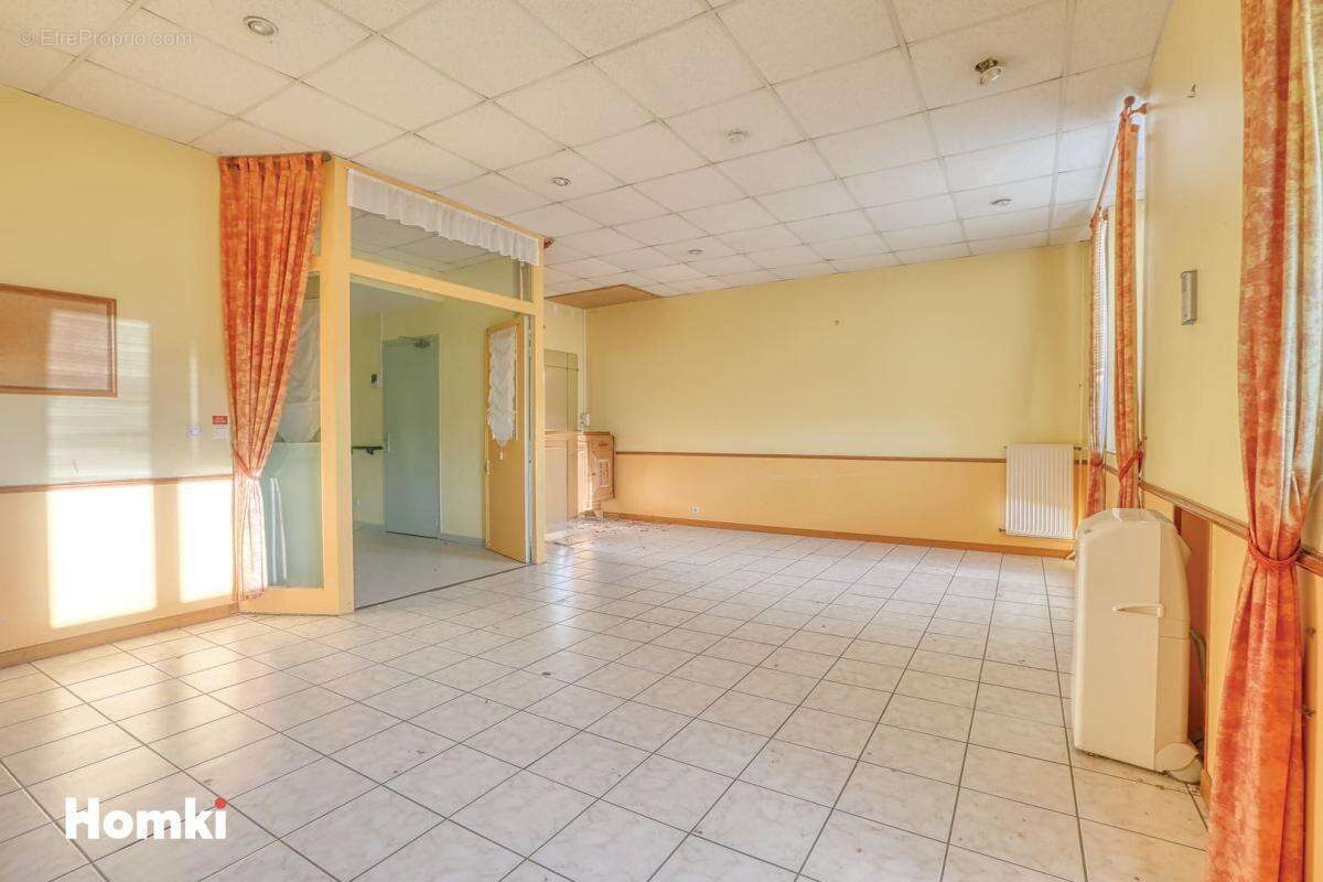 Appartement à TRIE-CHATEAU