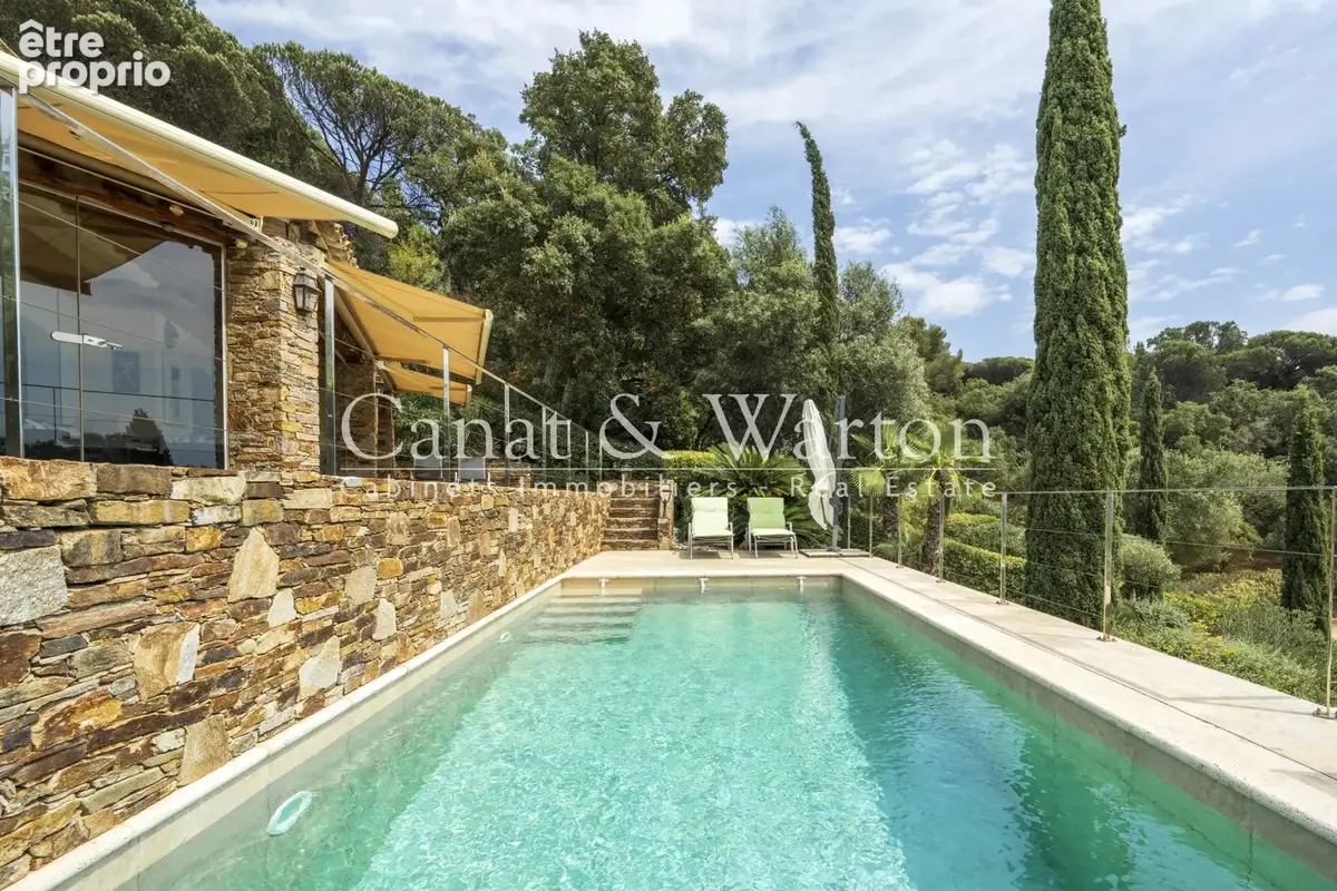 Proche de la plage de gigaro: villa avec piscine & vue mer panoramique - photo 4