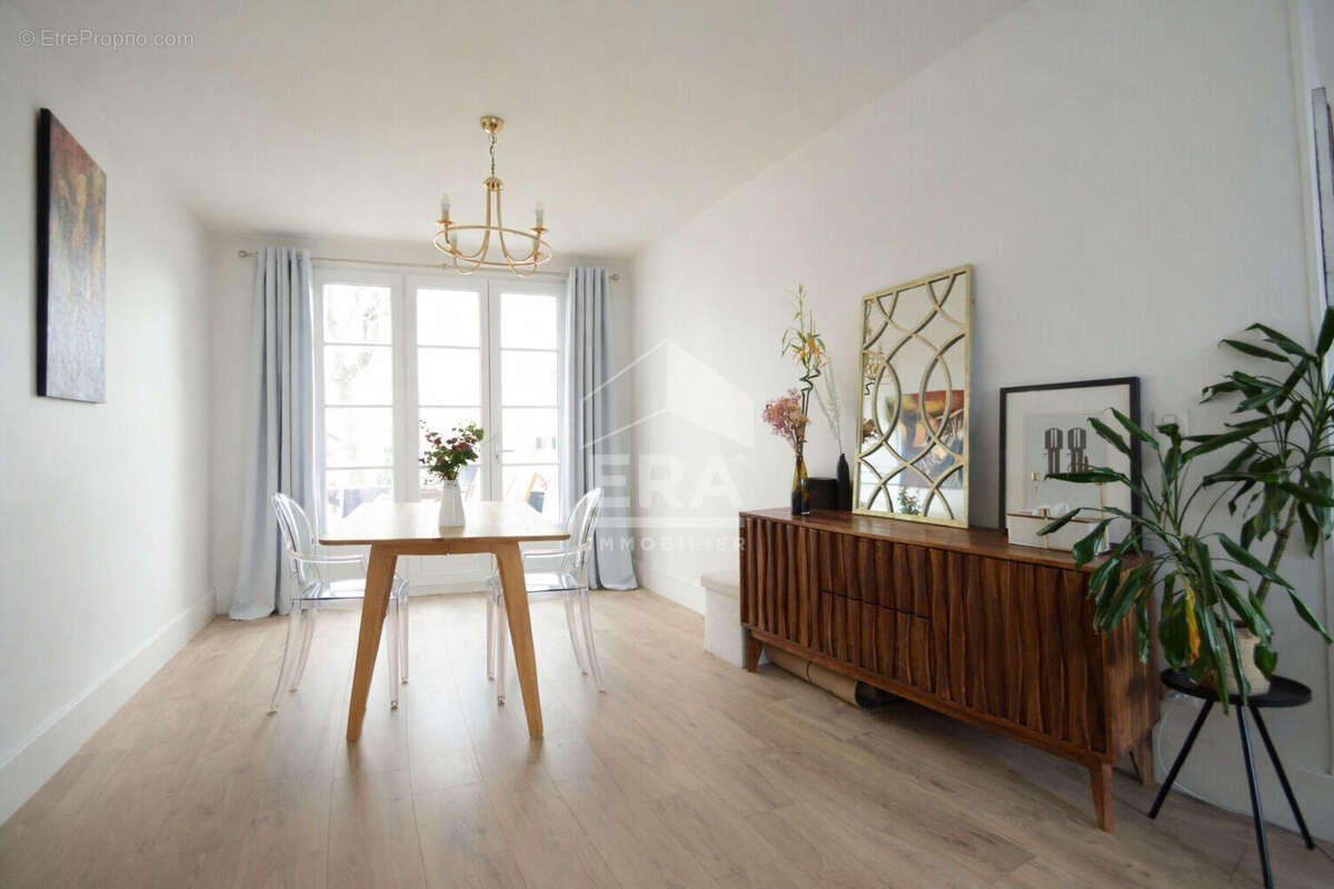 Appartement à ISSY-LES-MOULINEAUX