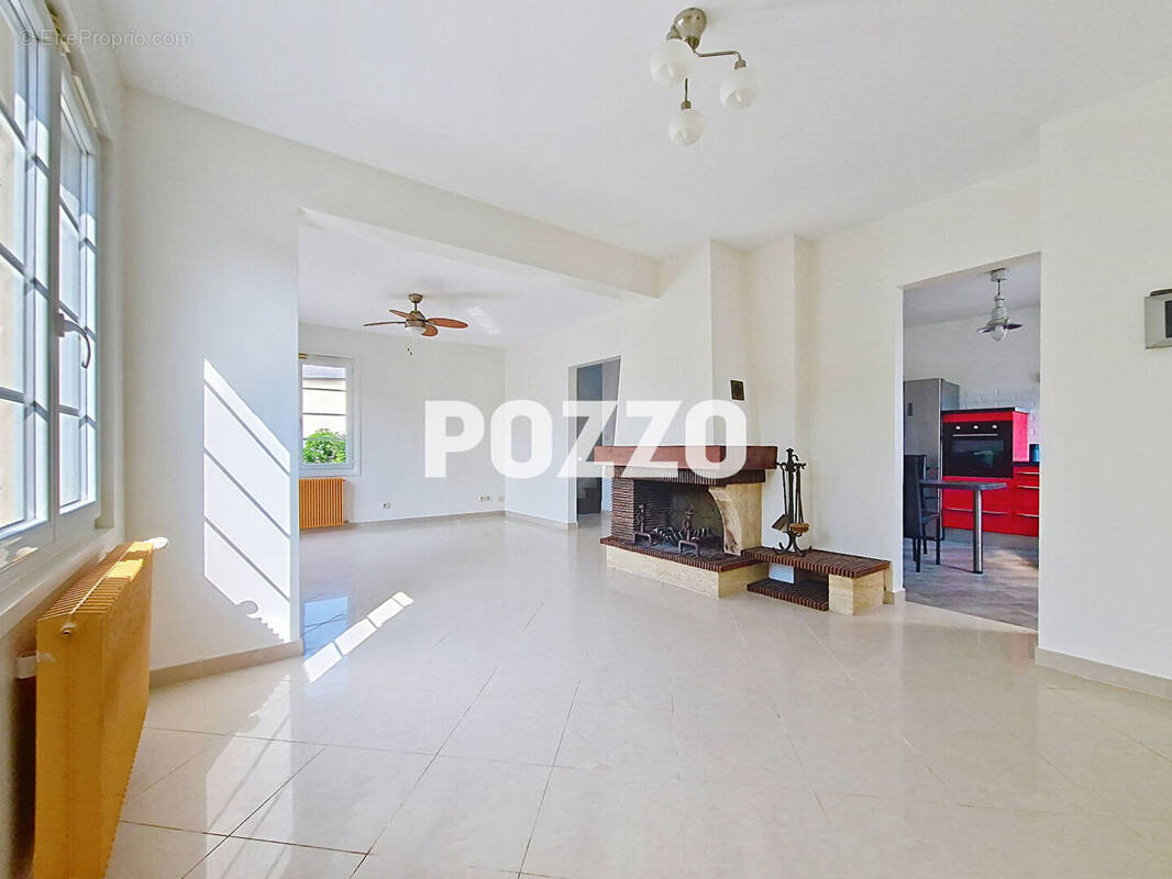 Maison à COURSEULLES-SUR-MER