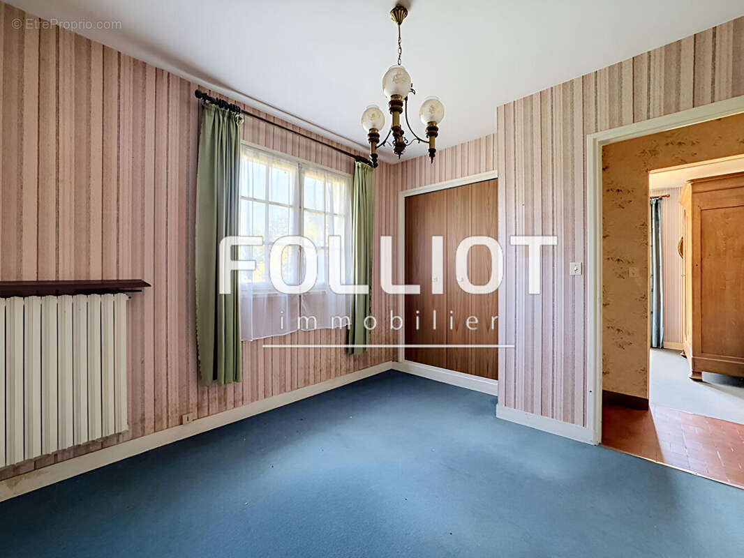 Fontaine-Étoupefour - Maison familiale de 5 chambres sur un magnifique terrain de 1 000 m² sans vis-à-vis - photo 9