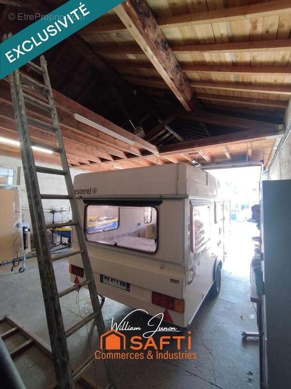 Photo 3 - Commerce à FRAISSES