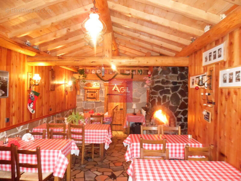 Commerce à CHAMROUSSE