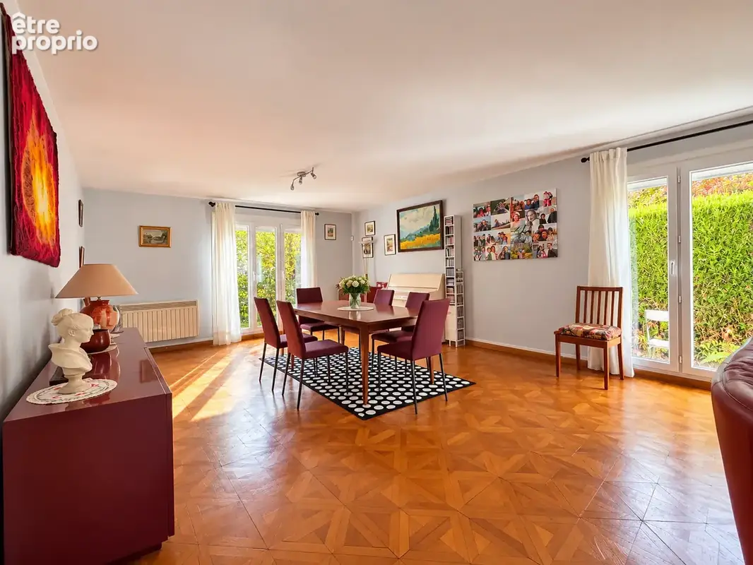 Rochefort-en-yvelines   une maison familiale aux beaux volumes dans un cadre verdoyant - photo 3