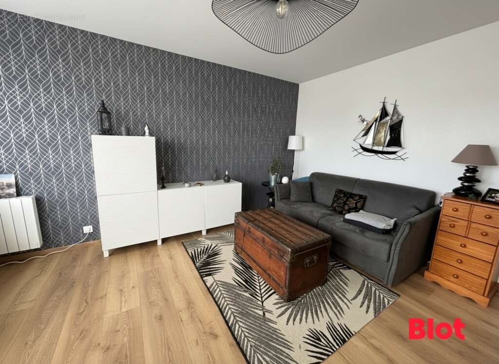 Appartement à CHARTRES-DE-BRETAGNE