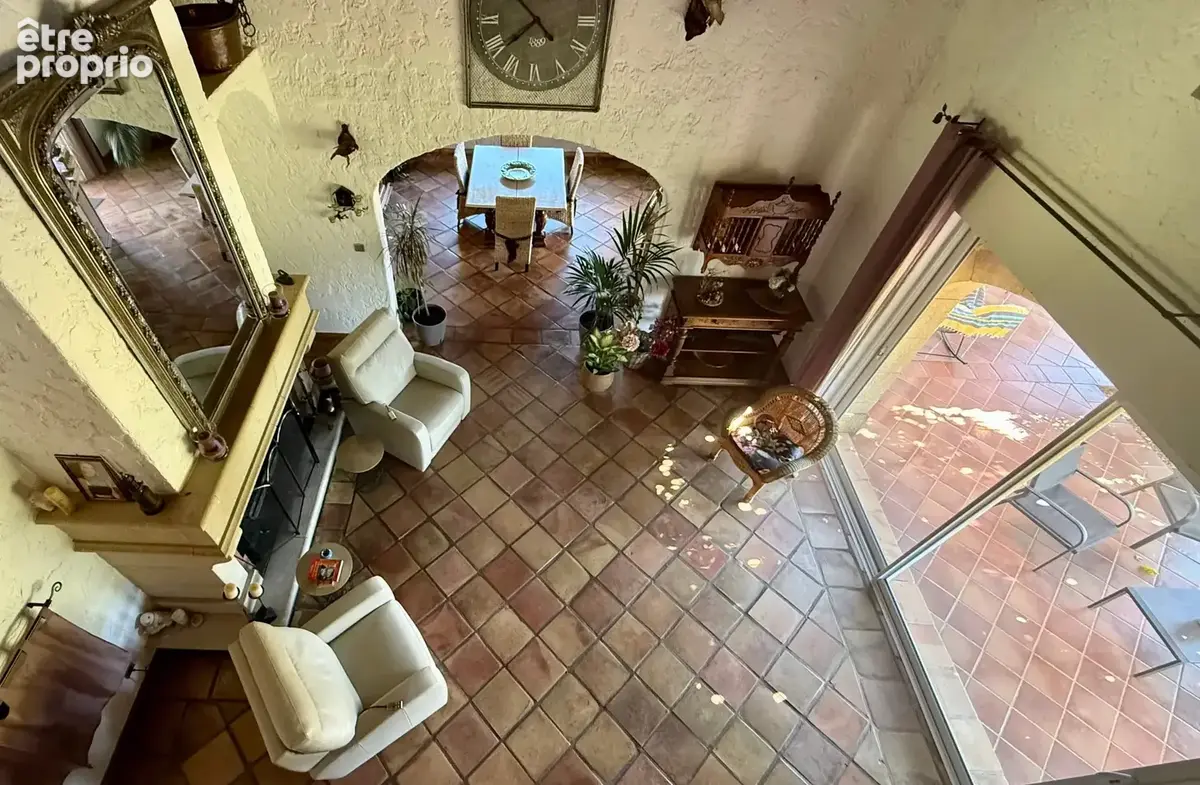 Propriété à vendre entre Peynier et Trets sur plus d'un hectare, maison principale environ 225 m2 - photo 15