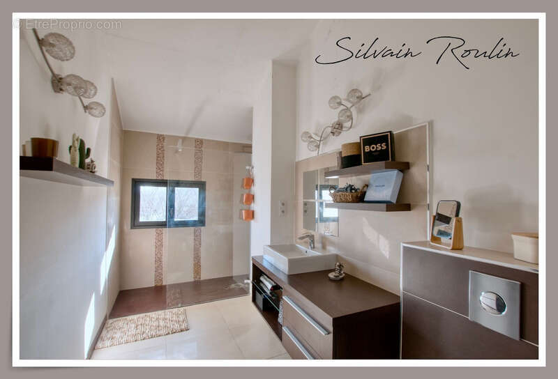 Maison à MALATAVERNE