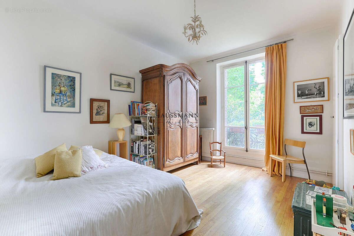 Appartement Paris IXe arrondissement - photo 10