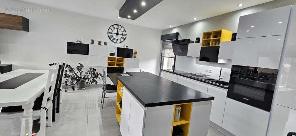 Appartement D'exception Gerardmer 5 pièce(s) 112 m2 - photo 2