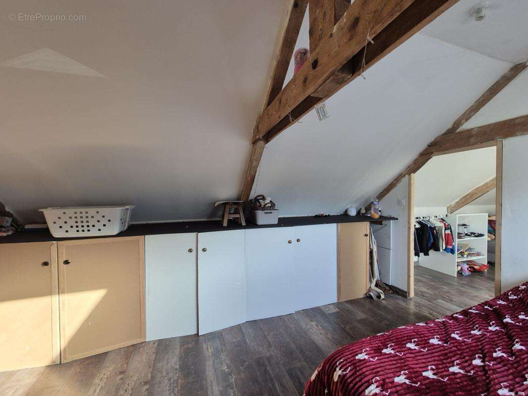 Maison à PLUSSULIEN