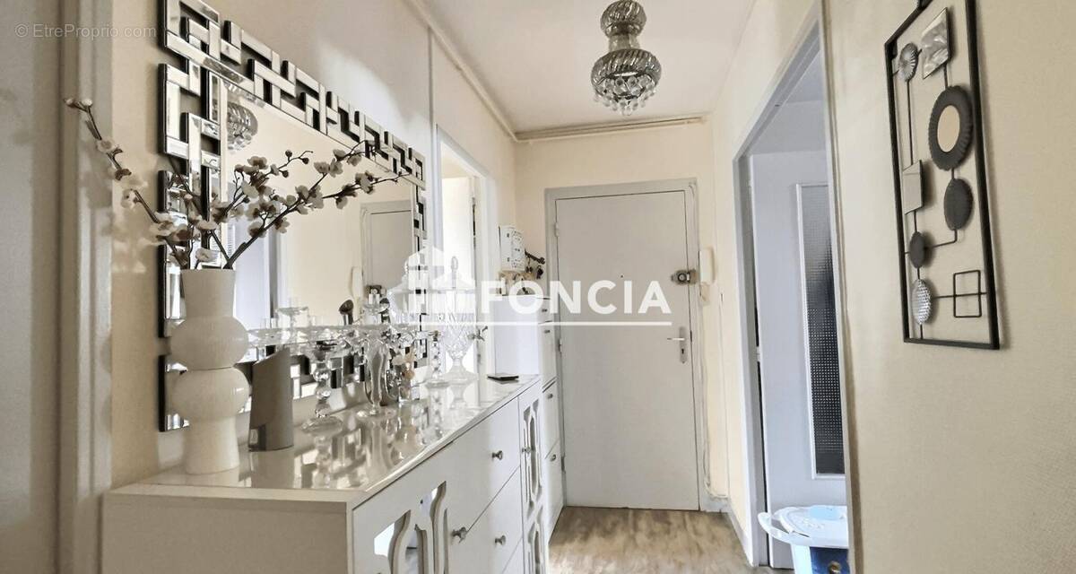 Appartement à SAINT-ETIENNE