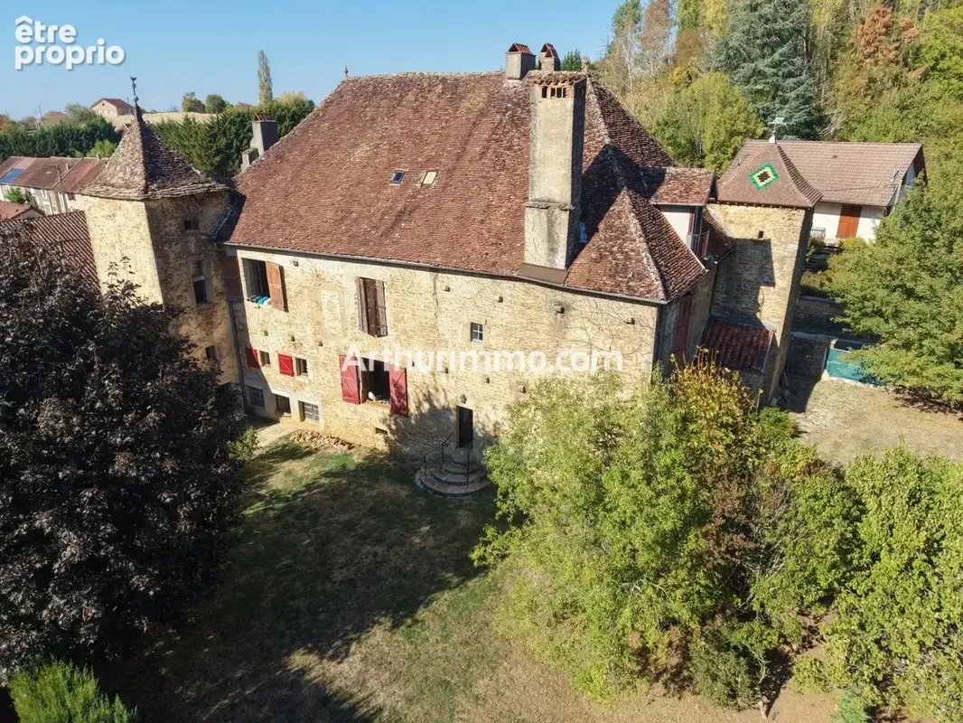 Chateau jura a vendre cuisia 39190  – maison forte type chateau – 414 m² – 12 pièces - photo 21