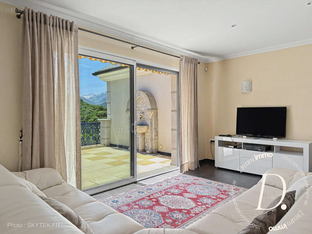 Maison 222 m² à Argeles-Gazost  - photo 7