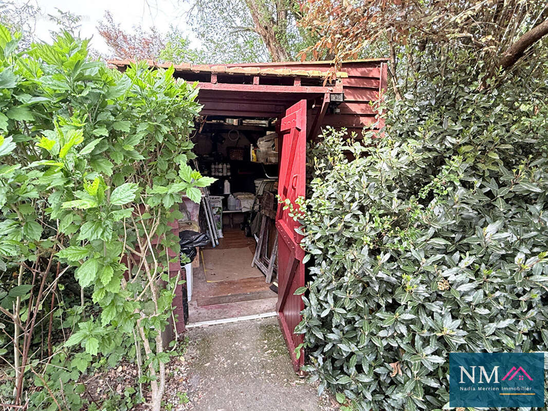 Maison parfaitement entretenue , au calme sur les hauteurs de Lahonce - photo 17