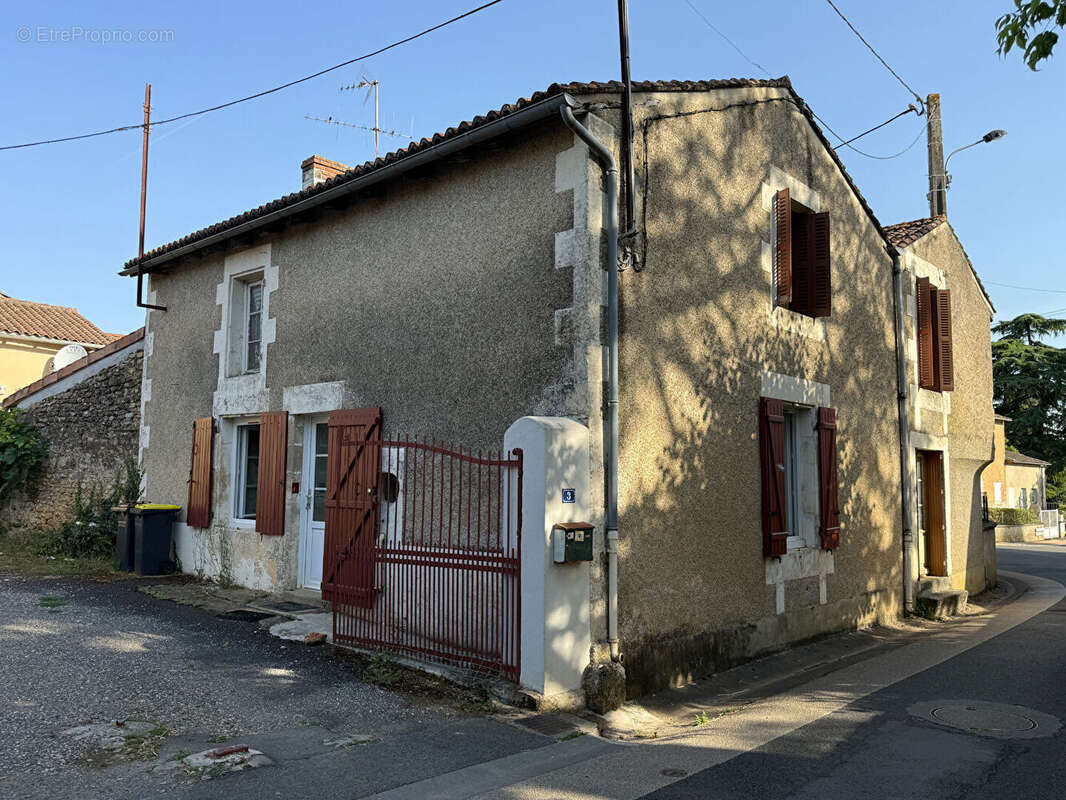 Maison à SMARVES