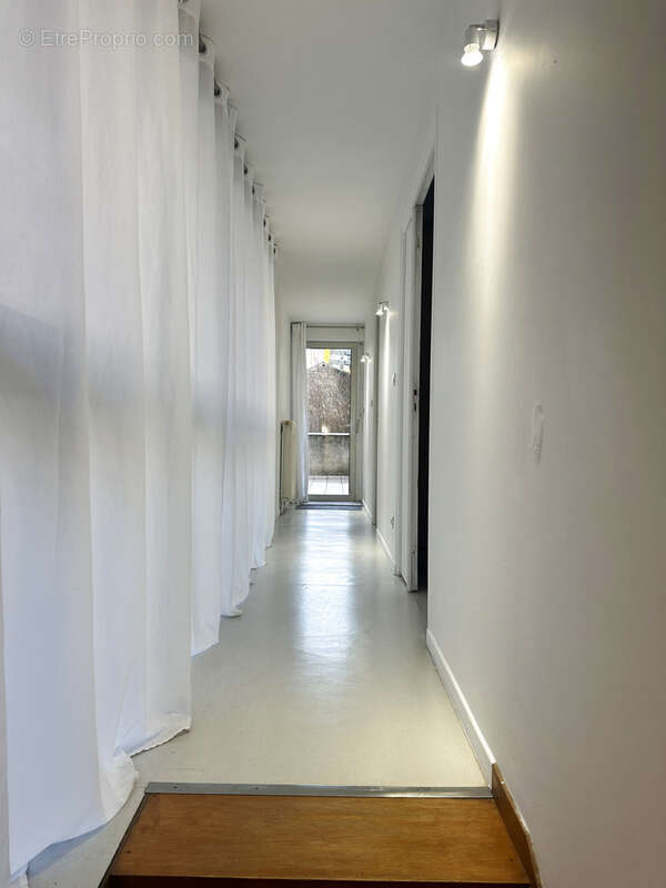 Maison à DECAZEVILLE