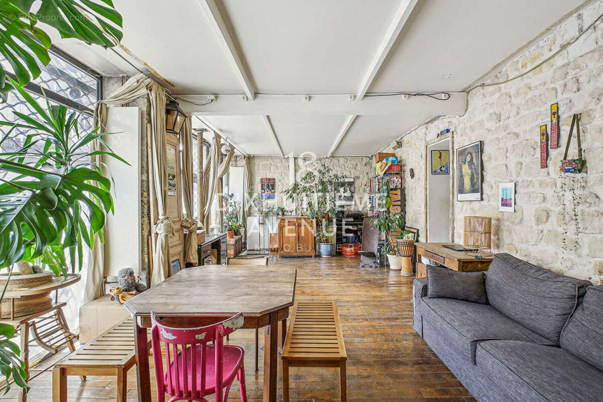 Appartement à PARIS-18E