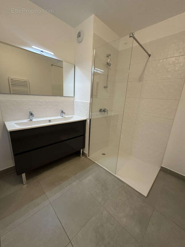 Appartement 88 m² à Agde  - photo 4