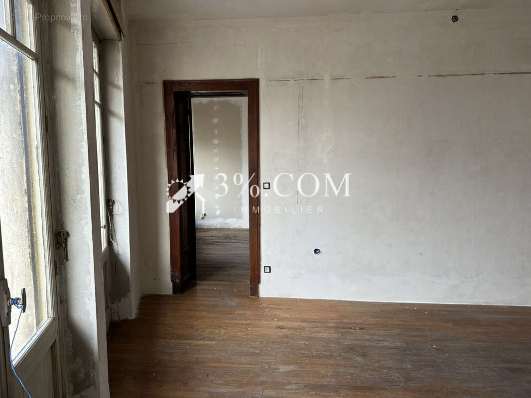 Appartement à MIRECOURT