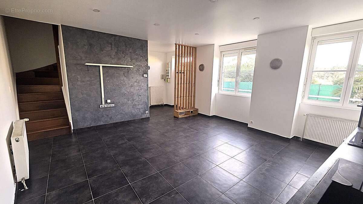 Maison à SAINT-ETIENNE