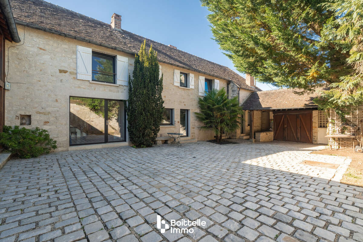 Maison à VILLIERS-SOUS-GREZ