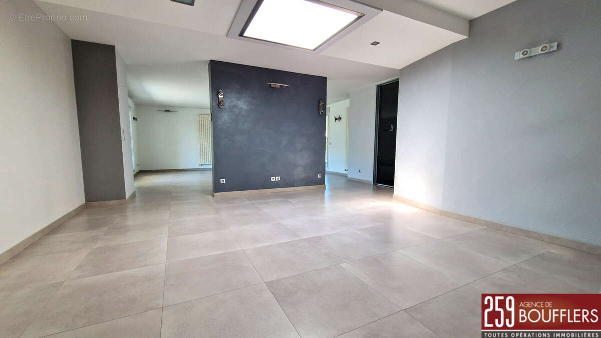 Appartement à CHAMPIGNEULLES
