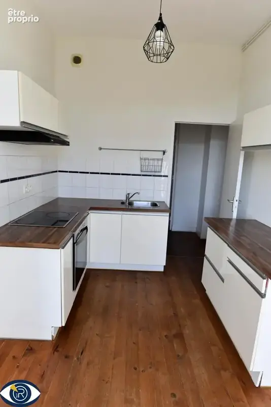Appartement 105 m² à Laval  - photo 4