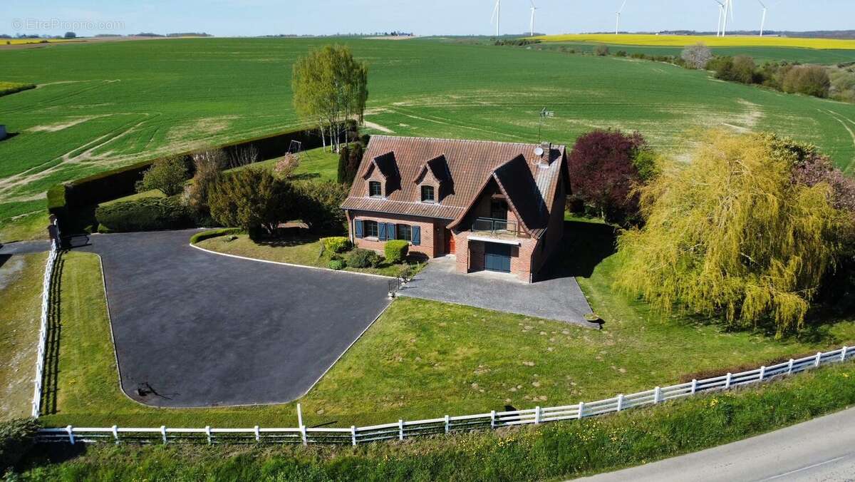 Maison à GUISE