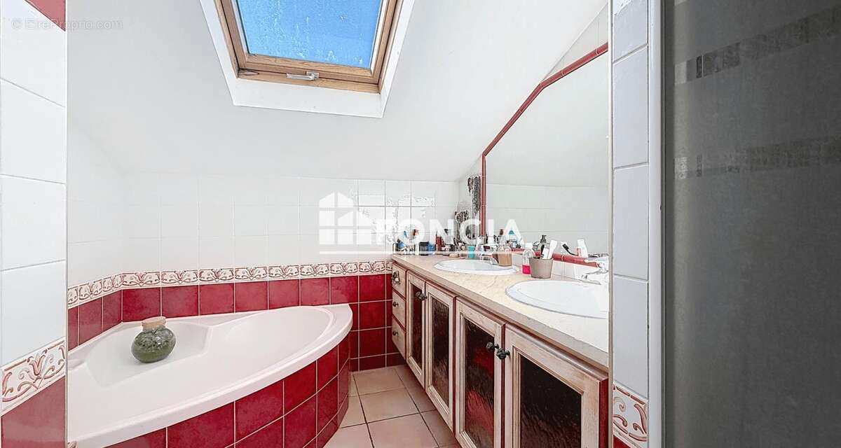 Appartement à SOMMIERES