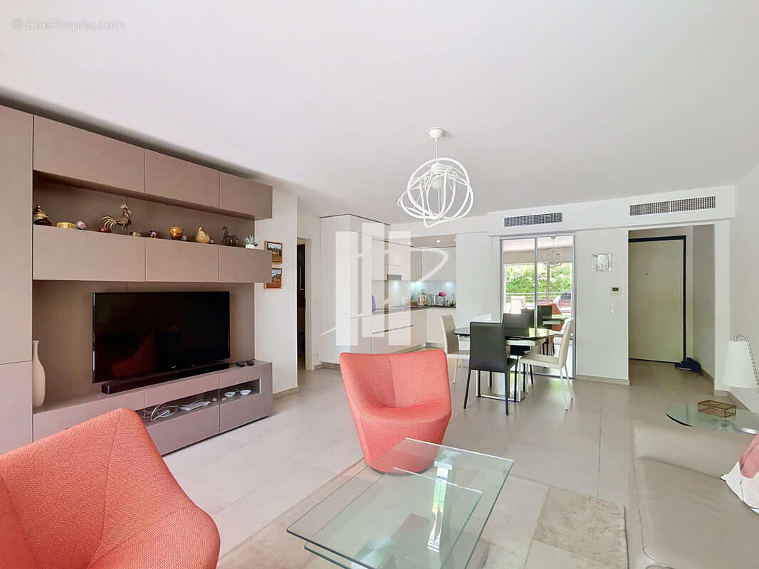 Appartement à SAINT-RAPHAEL