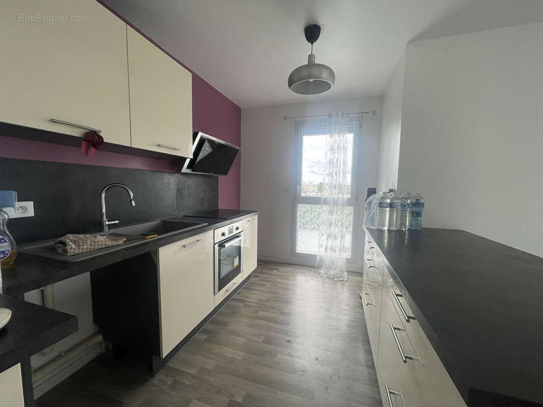 Appartement à SARTROUVILLE