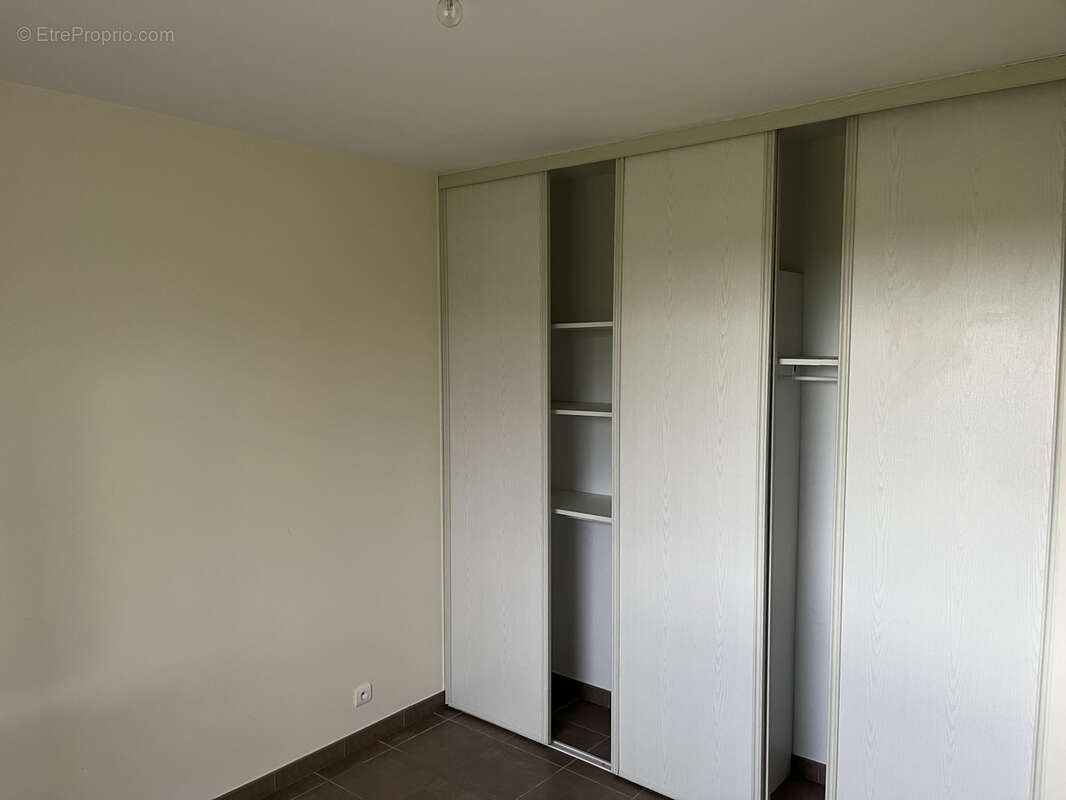 Appartement T3 garage et parking - photo 5