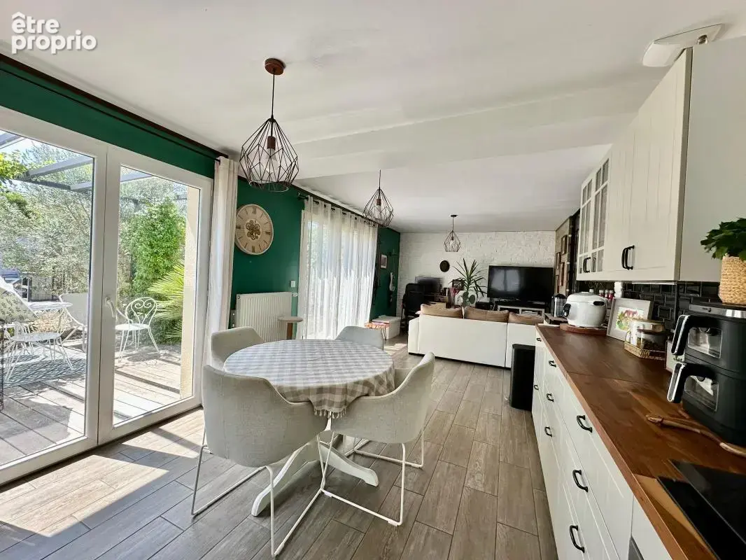 Maison 90 m² avec jardin, piscine et fort potentiel d'agrandissement - photo 9