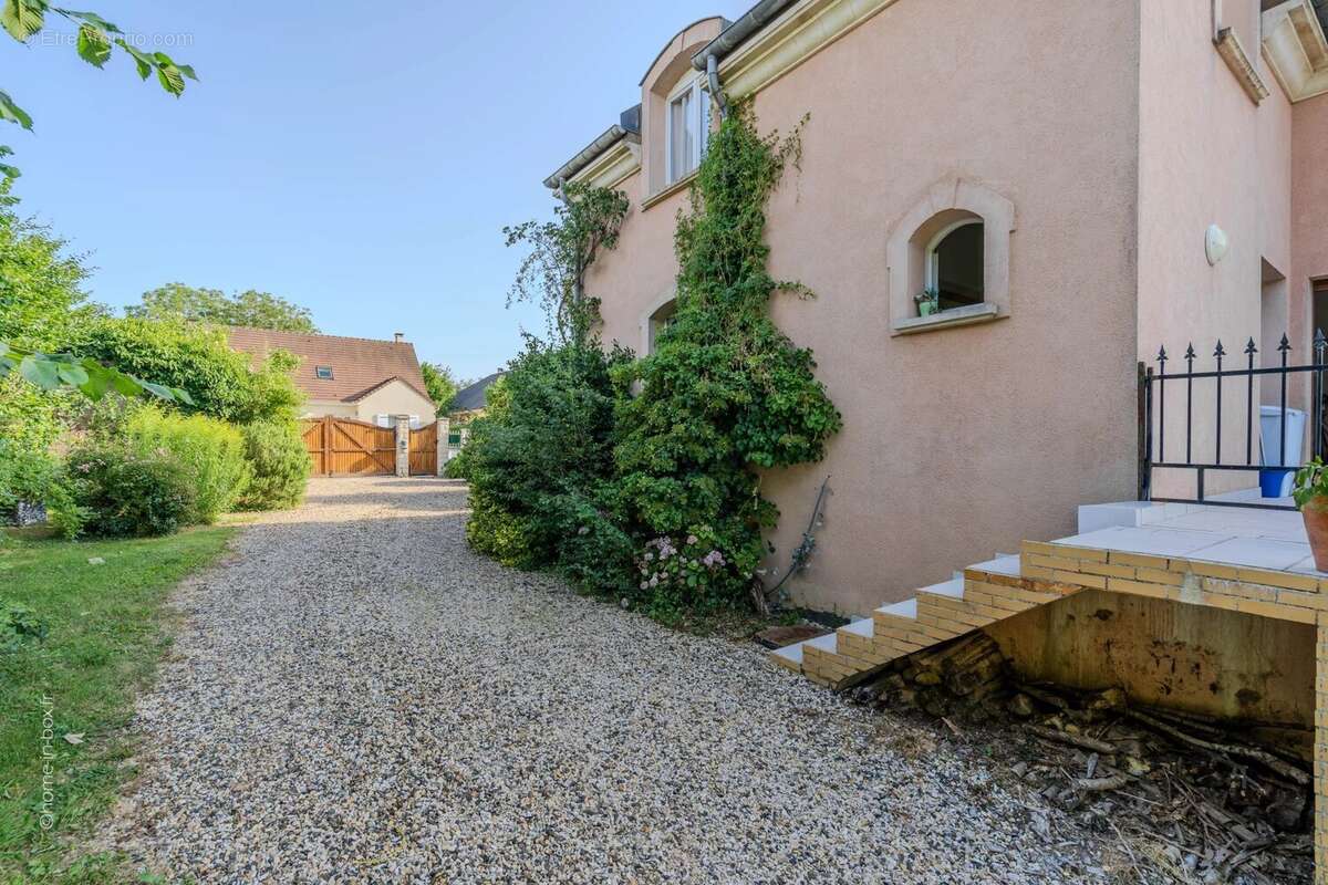 Maison à SAINT-MARD