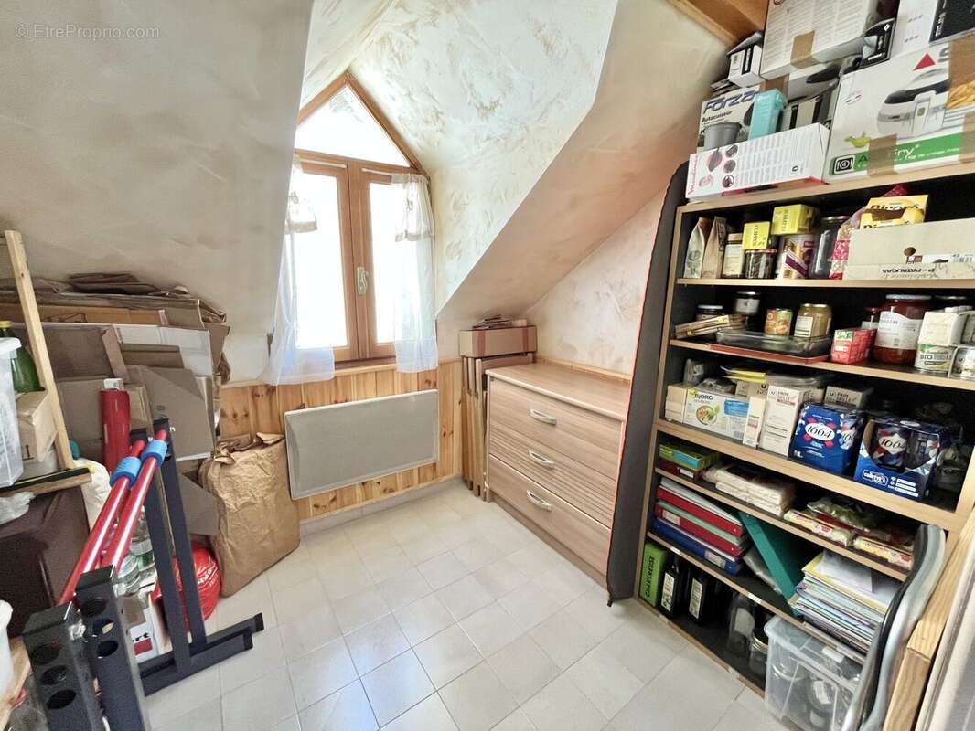 Maison à RIEUTORT-DE-RANDON