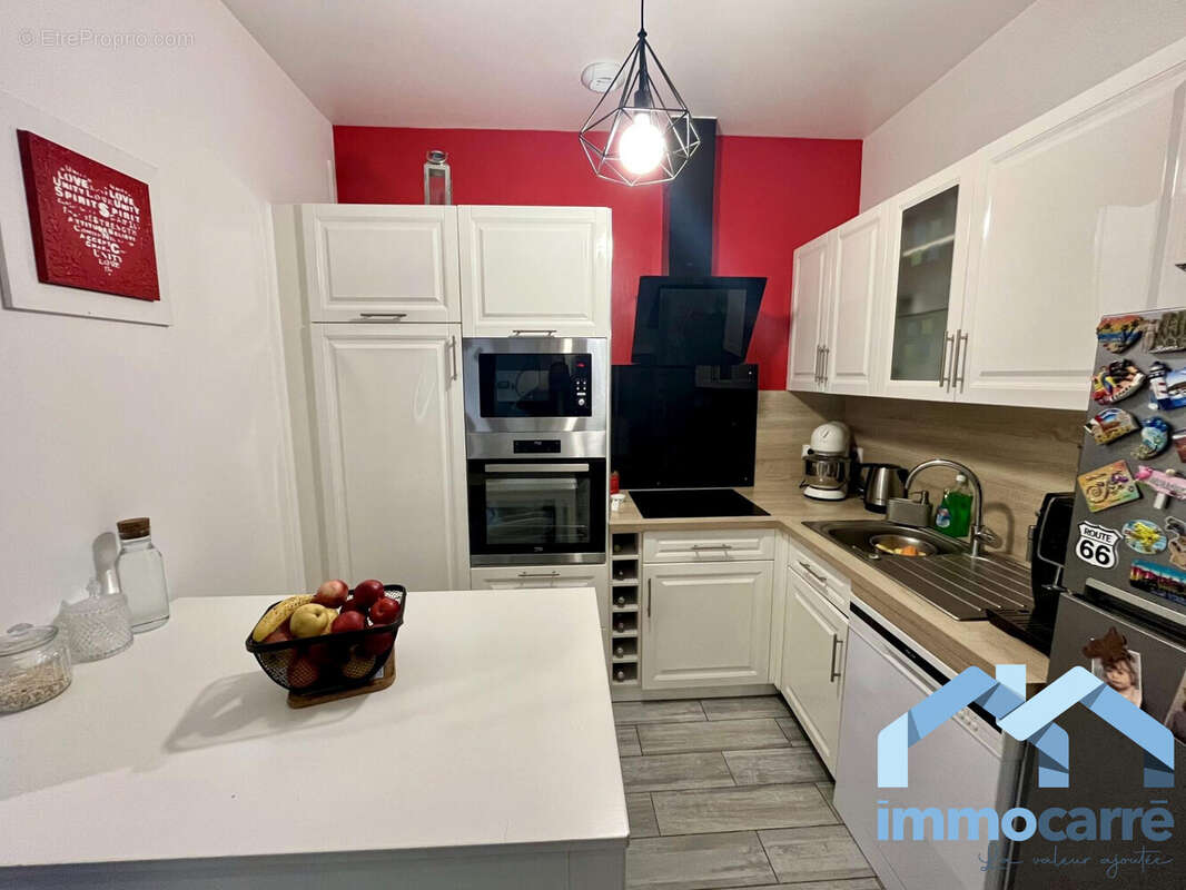 Maison à OZOIR-LA-FERRIERE