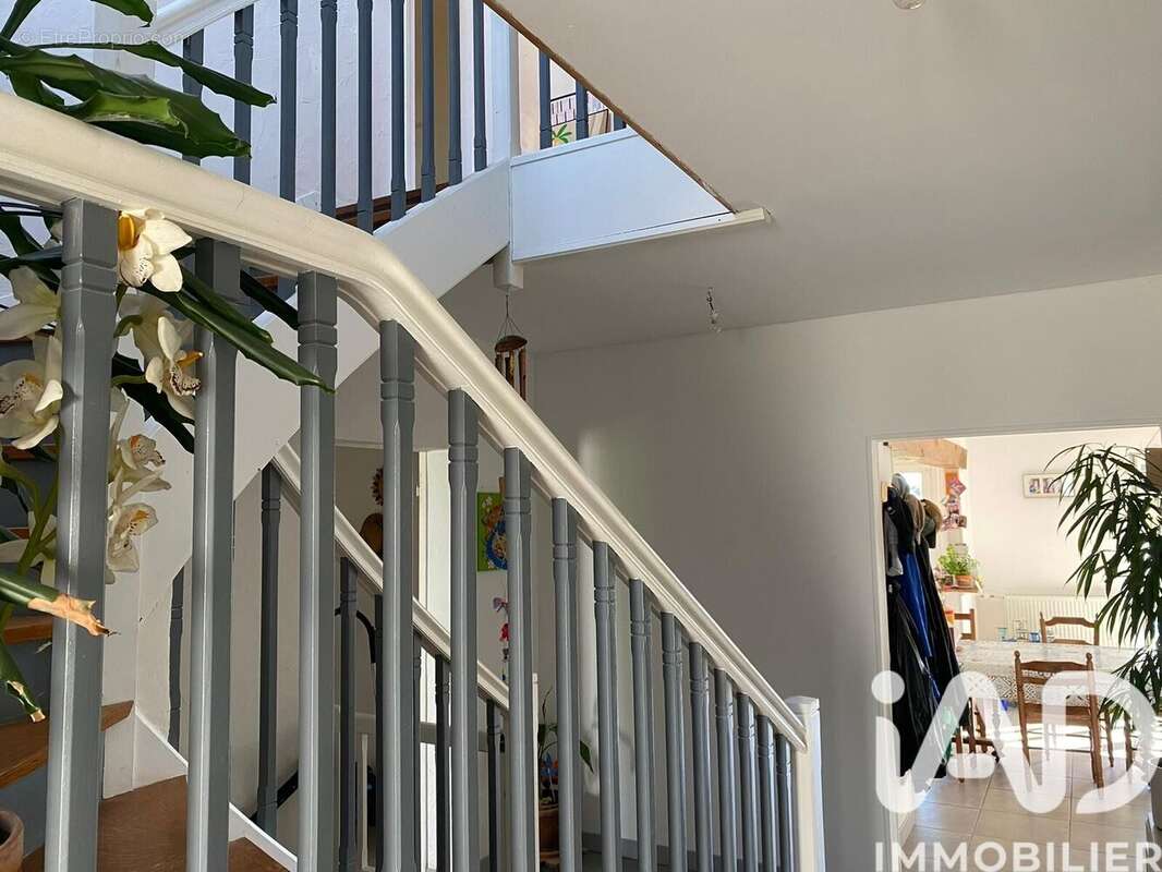 Photo 8 - Maison à AUNEUIL