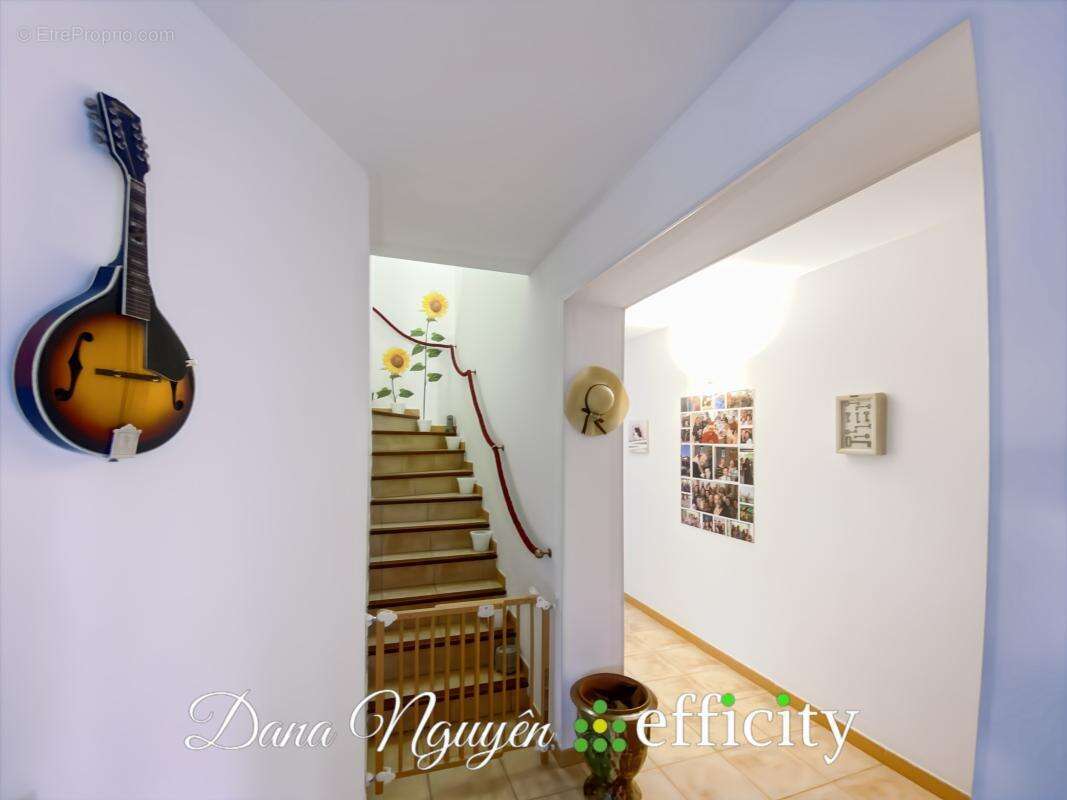 Maison 110 m² à Ales  - photo 12
