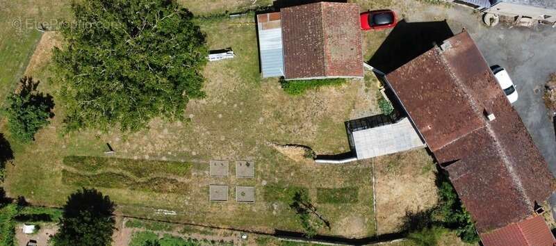 Maison en pierre entièrement rénovée, 95m², avec dépendances, terrain de 1154m² 148 000 € - photo 19