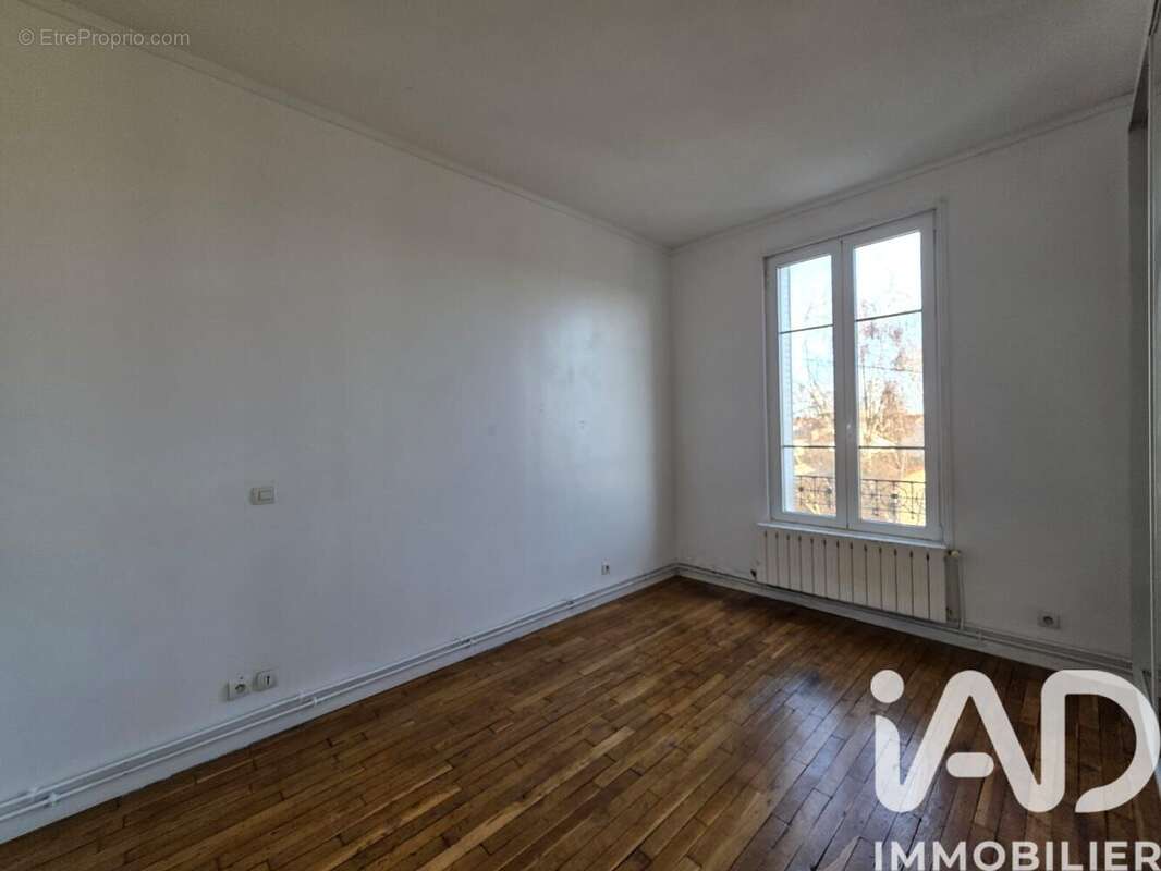 Photo 8 - Appartement à VIGNEUX-SUR-SEINE
